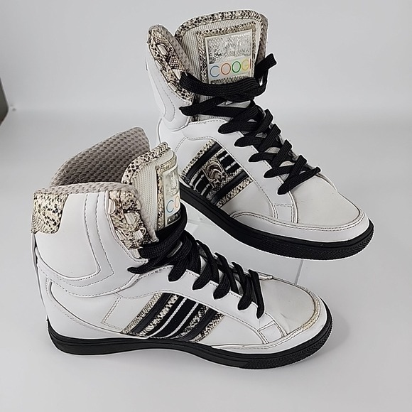 COOGI Shoes - Coogi CW1247 High-Top Sneakers White Black Snakeskin Logo Crest Size 6